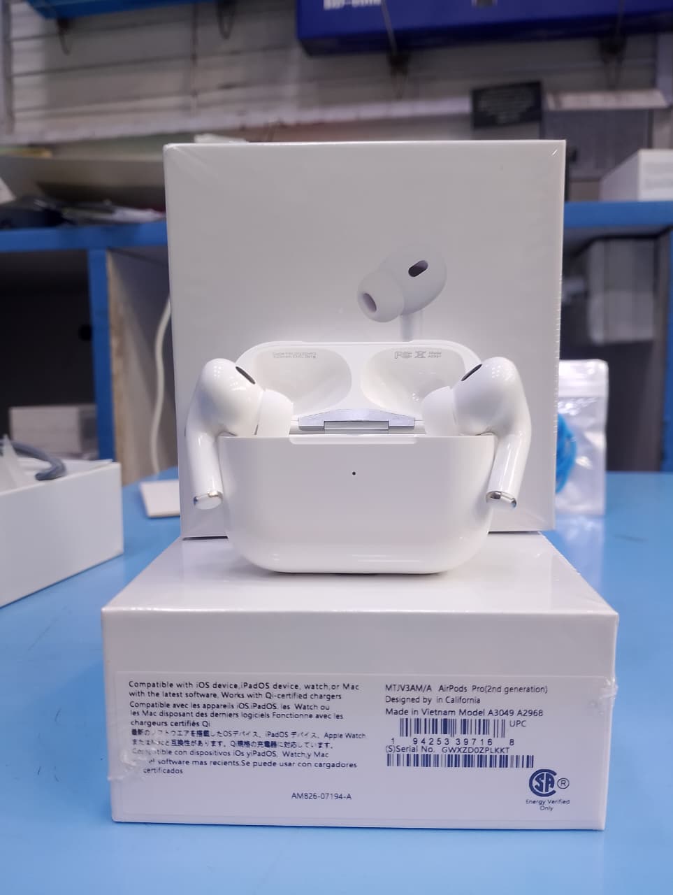 5 in 1 OFFER  AIRPODS PRO2 + SILICON CASE + PUBG GLOVES + SUCTION PAD + AIRPODS GRIP DORI